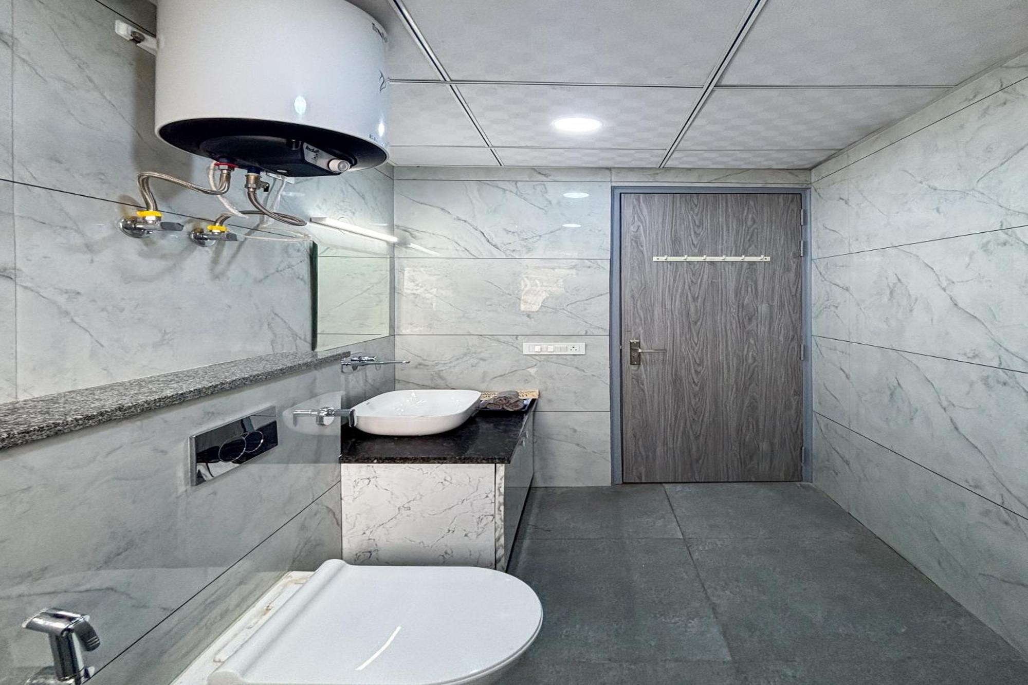 Housr 78 Madhapur Hitech City Near Yashoda Hospital Hyderabad Exterior photo